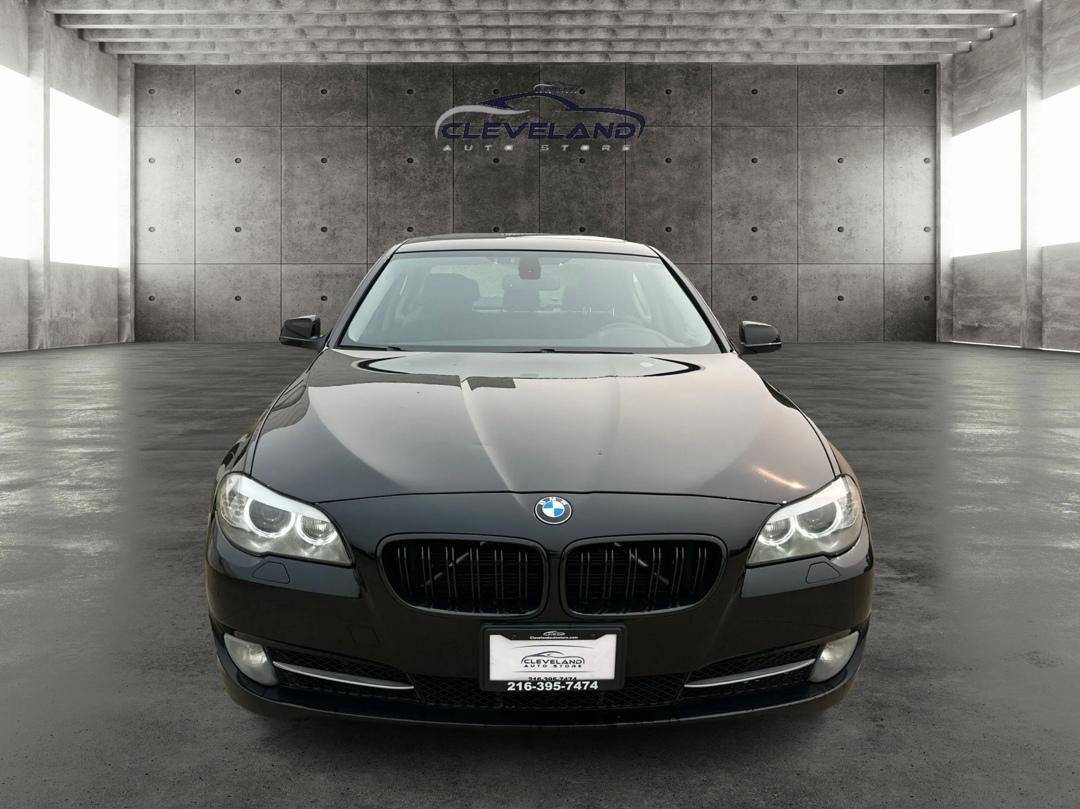 BMW 5-Series  2012