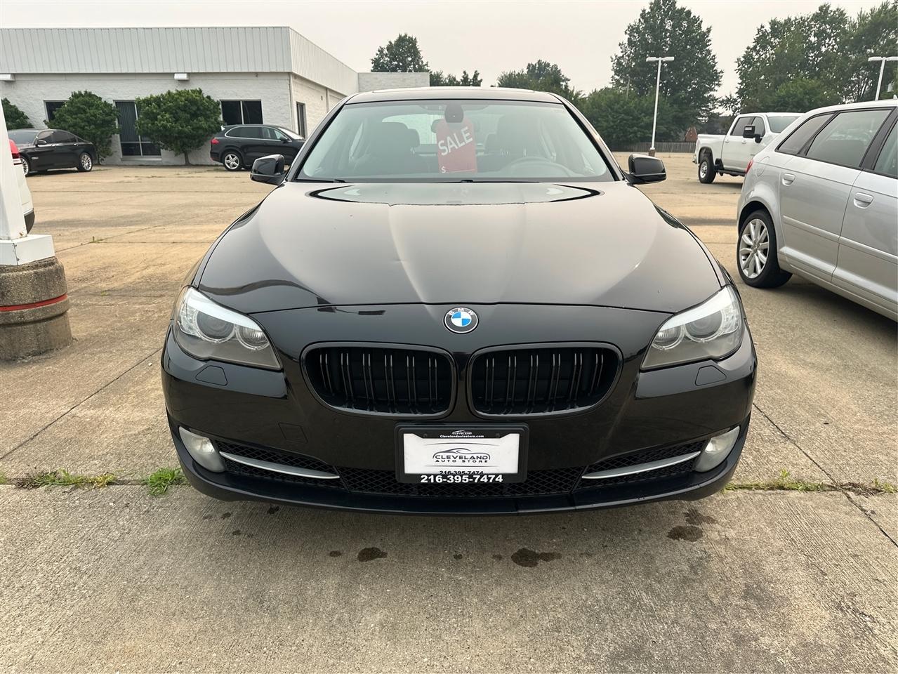 BMW 5-Series  2012