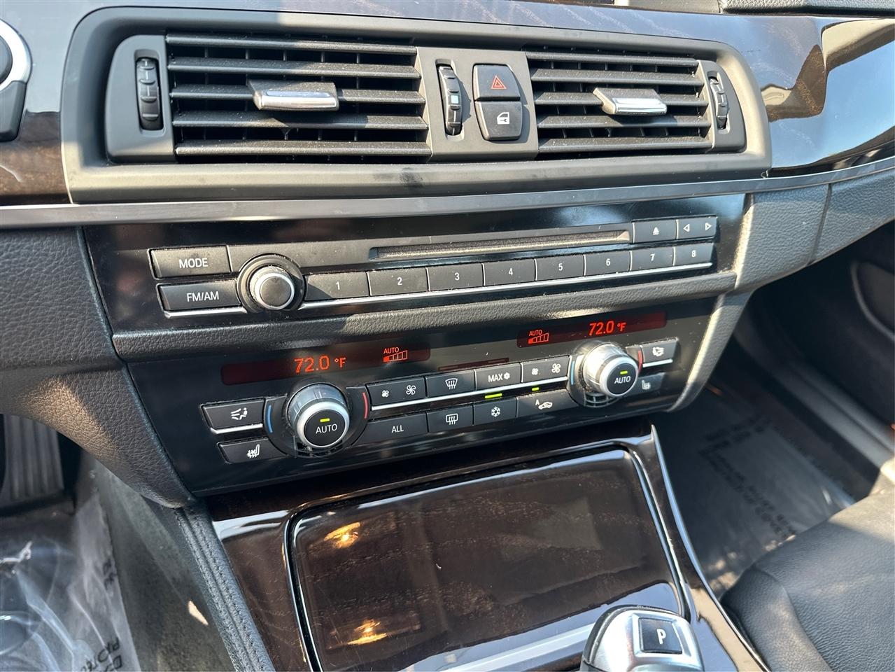 BMW 5-Series  2012