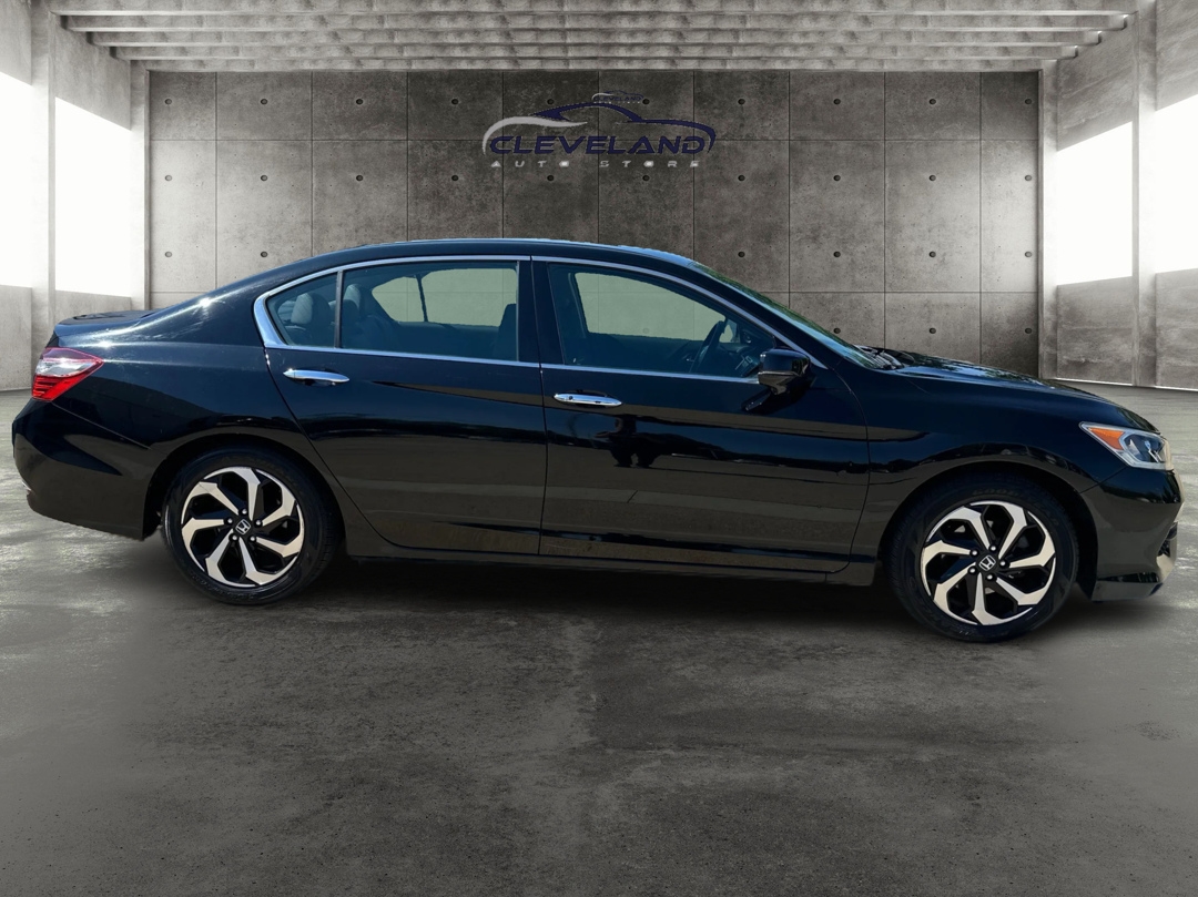 2017 Honda Accord EX-L V6 photo 2