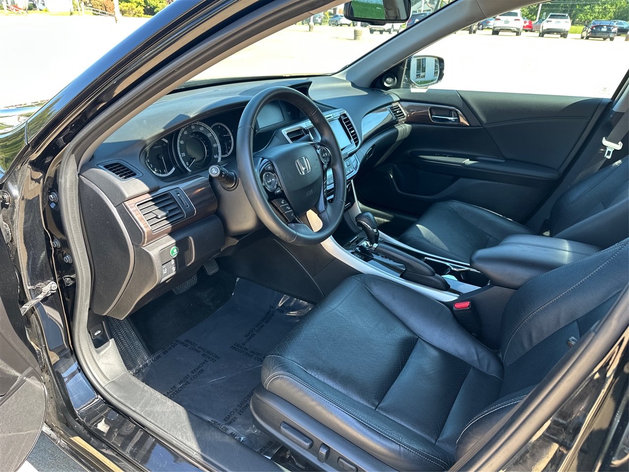 2017 Honda Accord EX-L V6 photo 9