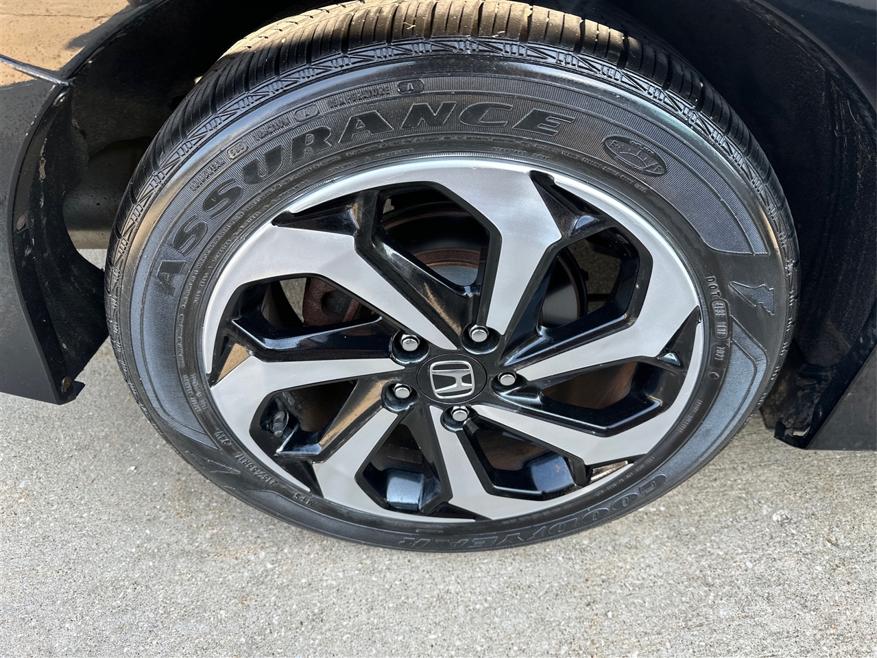 2017 Honda Accord EX-L V6 photo 23