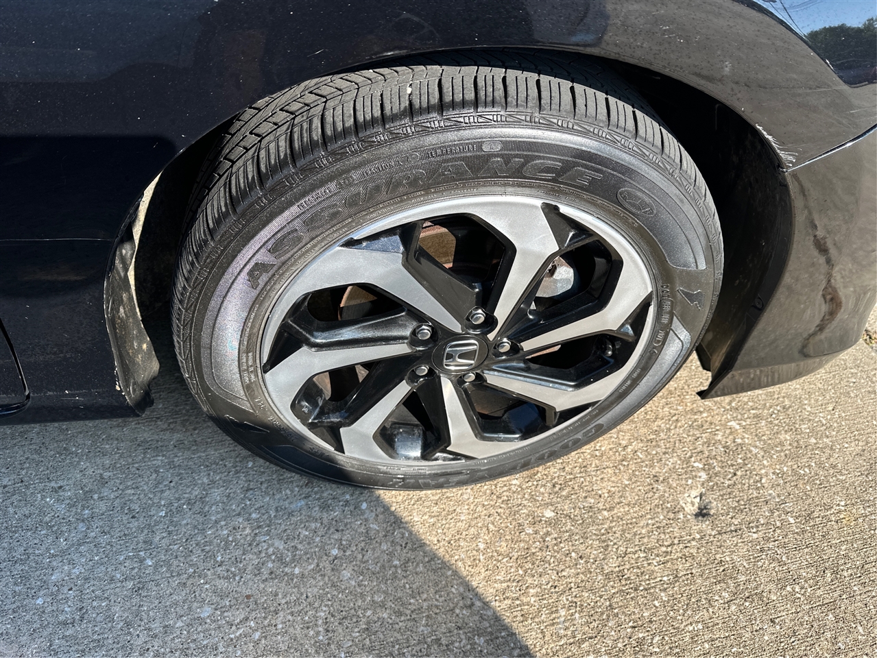 2017 Honda Accord EX-L V6 photo 24