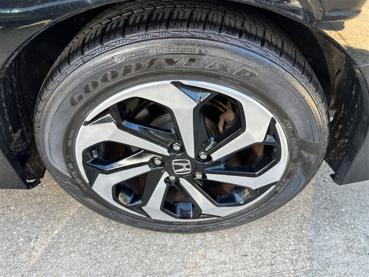 2017 Honda Accord EX-L V6 photo 26