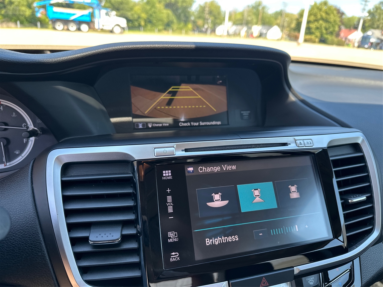 2017 Honda Accord EX-L V6 photo 32