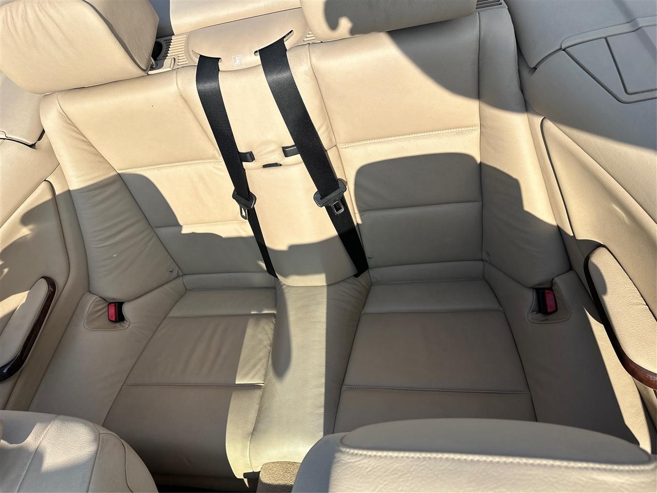 BMW 3-Series  2006