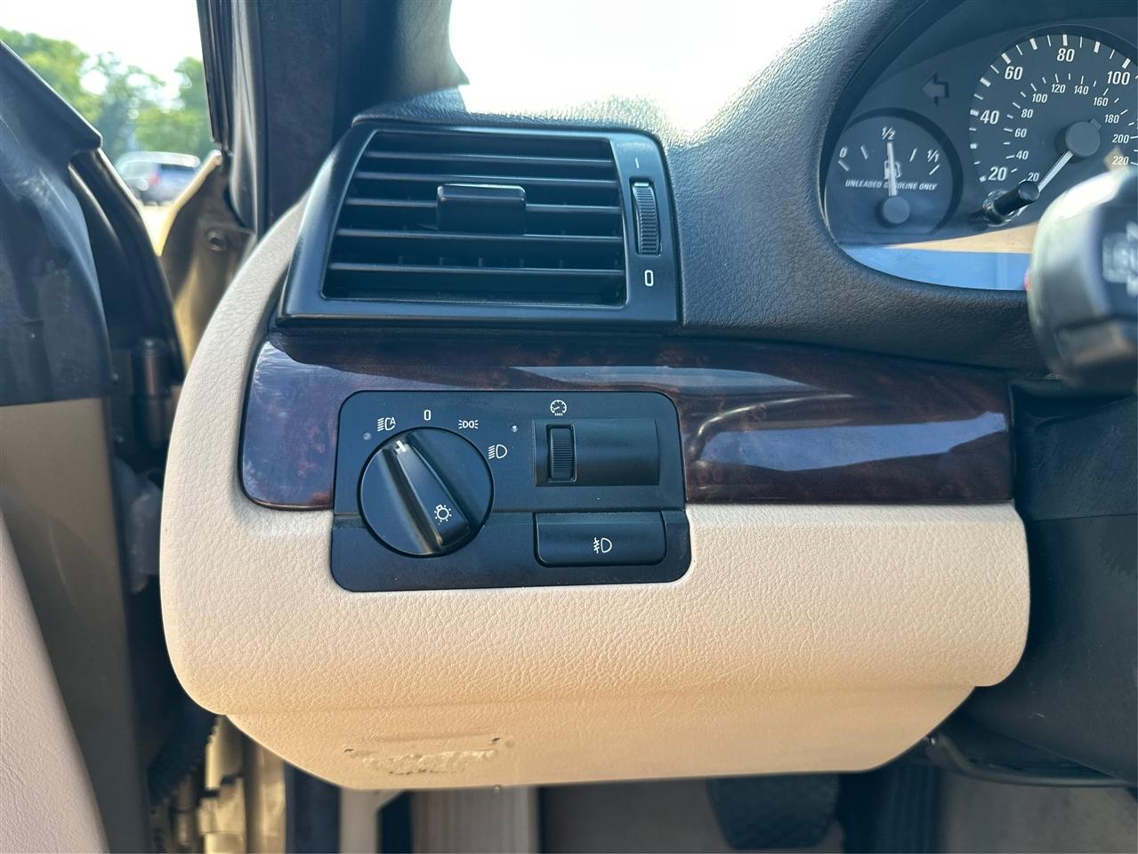BMW 3-Series  2006