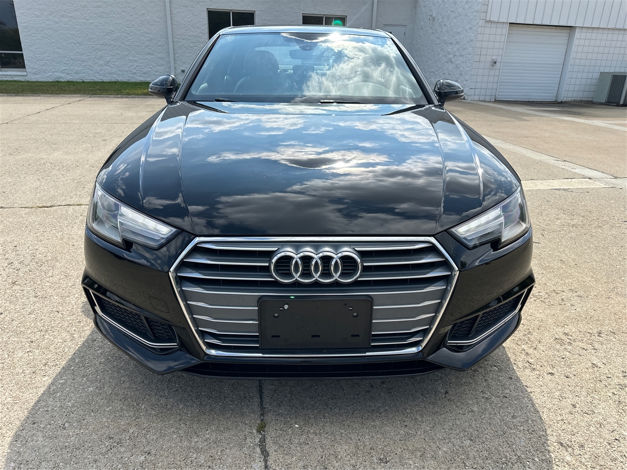 Audi A4  2019