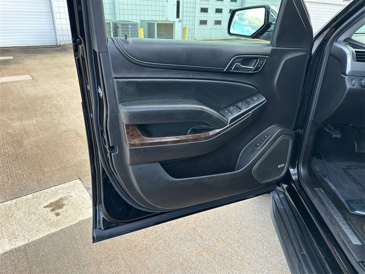 Chevrolet Suburban  2016 Chevrolet Suburban  2016