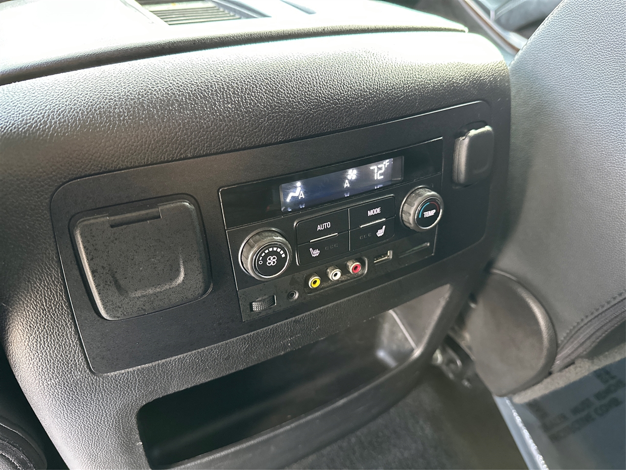 Chevrolet Suburban  2016 Chevrolet Suburban  2016