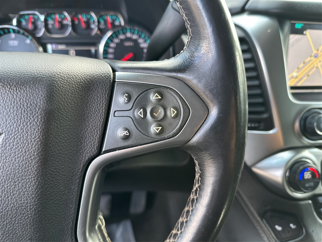 Chevrolet Suburban  2016 Chevrolet Suburban  2016