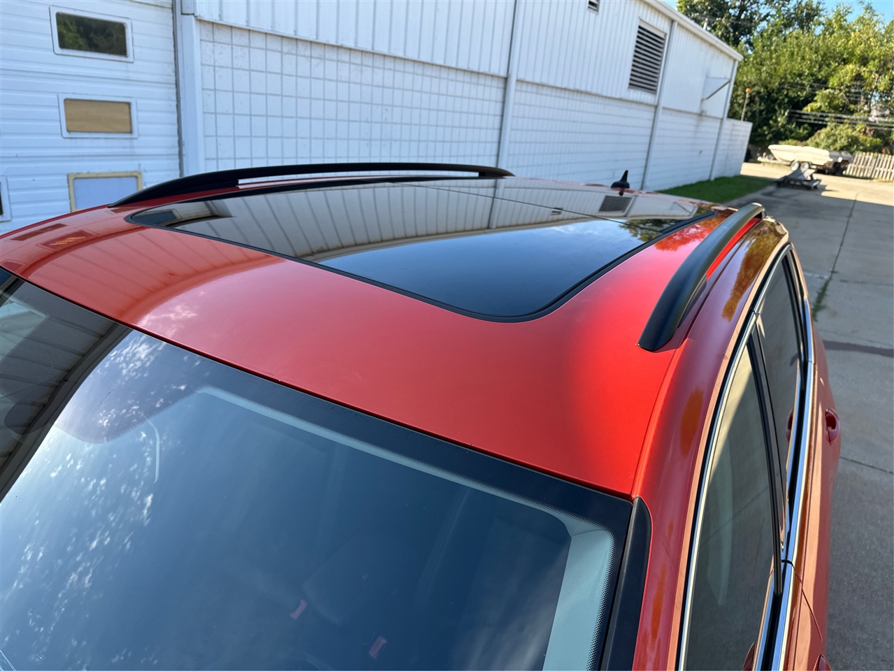 2019 Volkswagen Tiguan SEL R-Line photo 12