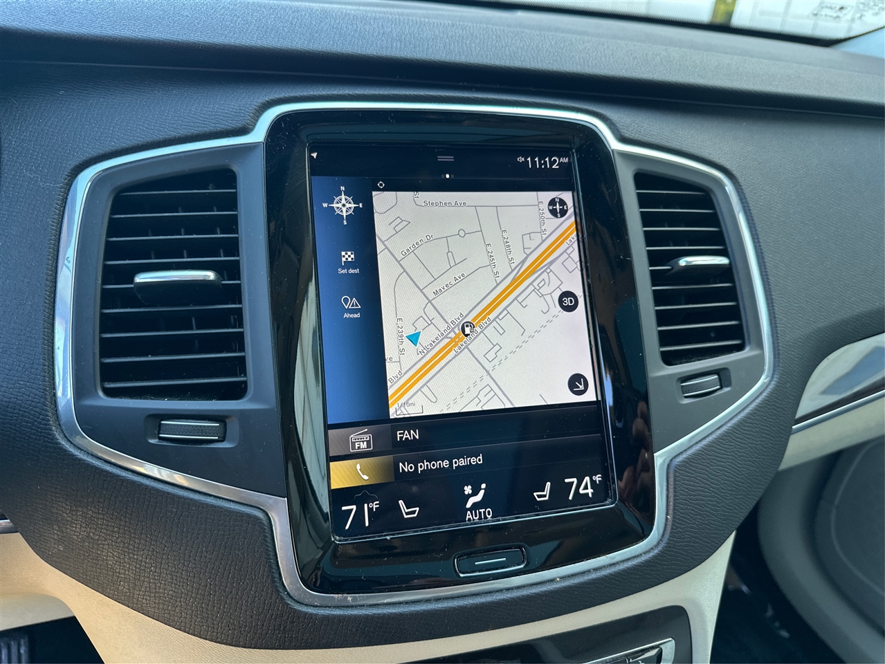 2019 Volvo XC90 T6 Momentum photo 28