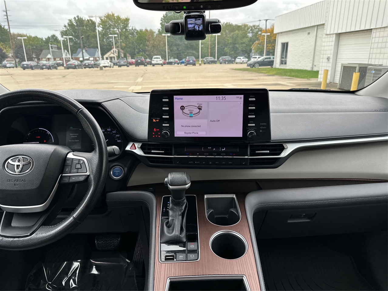 2021 Toyota Sienna XLE photo 13