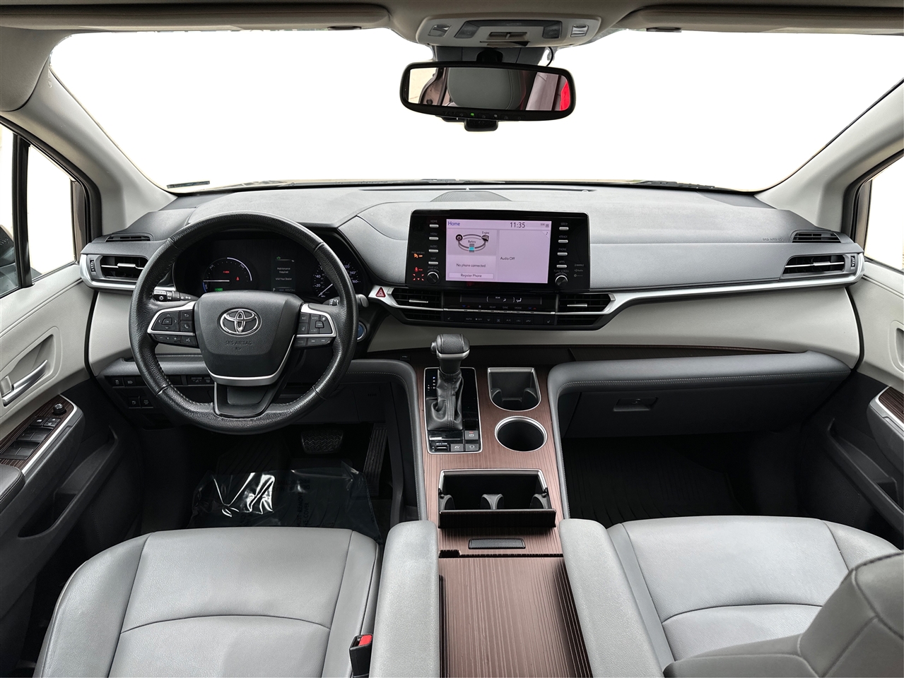 2021 Toyota Sienna XLE photo 30