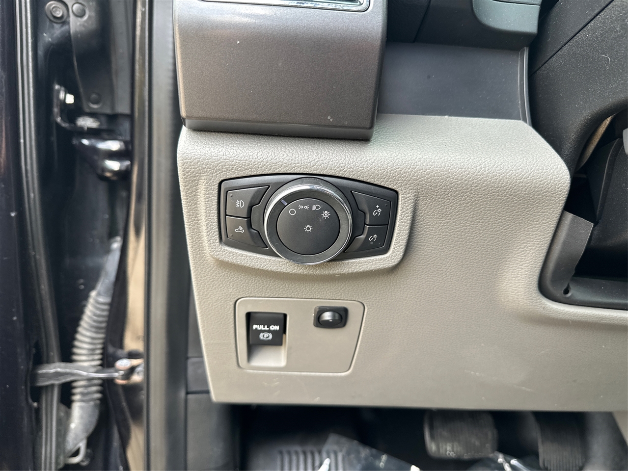 Ford F-150  2019 Ford F-150  2019