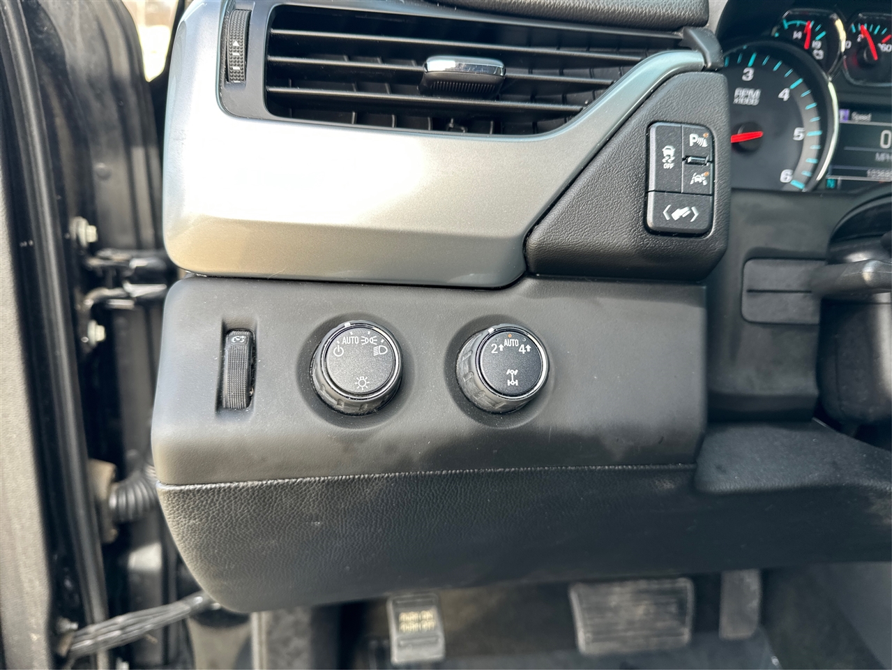 Chevrolet Tahoe  2018