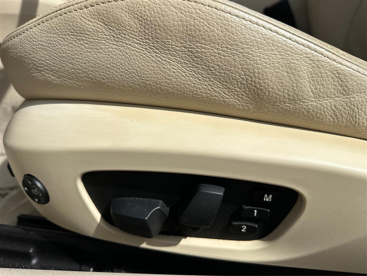 BMW 3-Series  2007