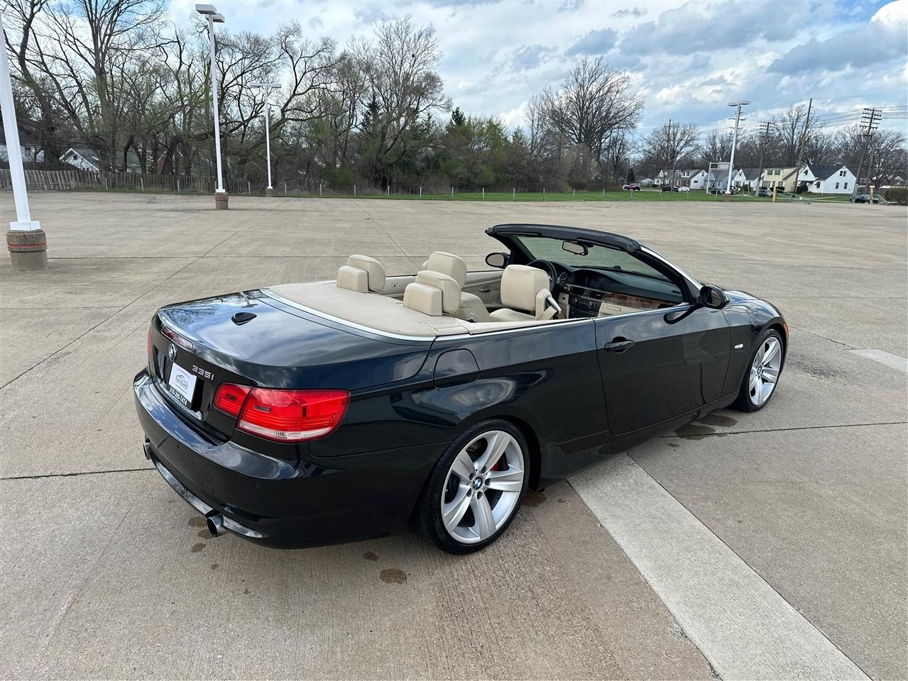 BMW 3-Series  2007