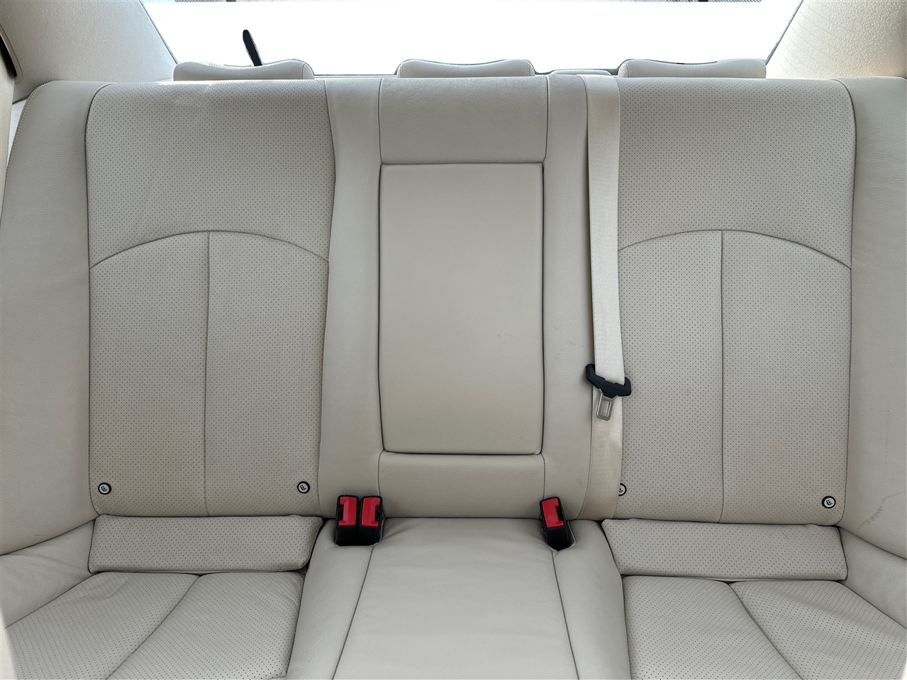 Mercedes-Benz E-Class  2006