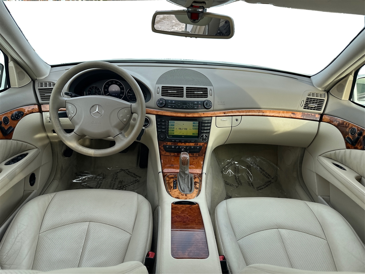 Mercedes-Benz E-Class  2006