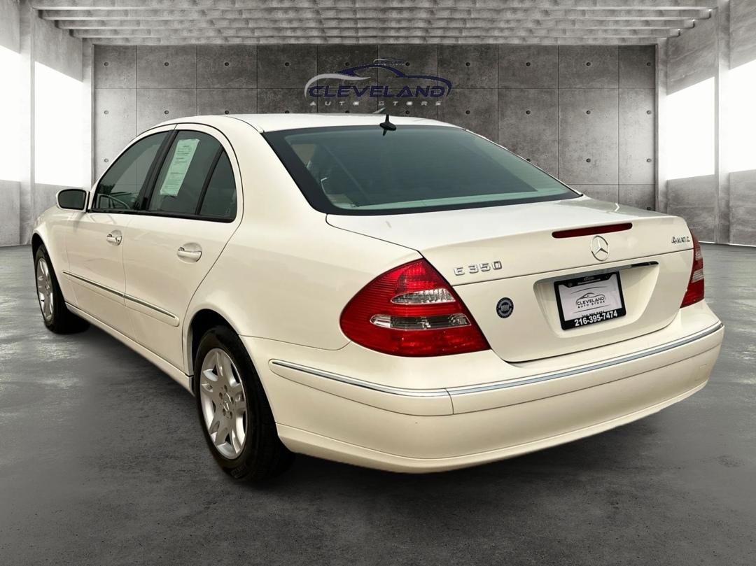 Mercedes-Benz E-Class  2006