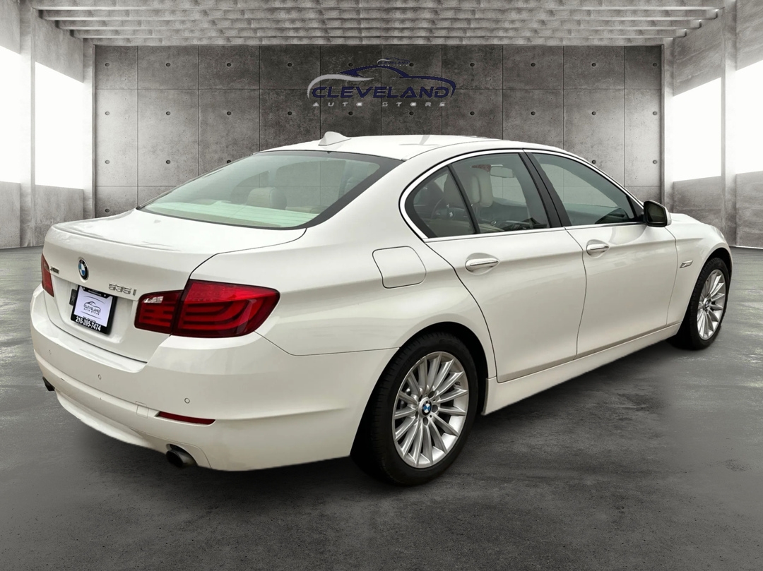 BMW 5-Series  2013