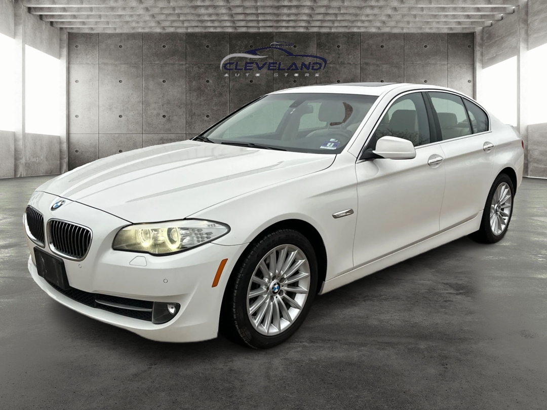 BMW 5-Series  2013