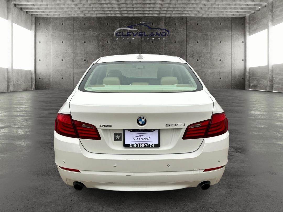 BMW 5-Series  2013
