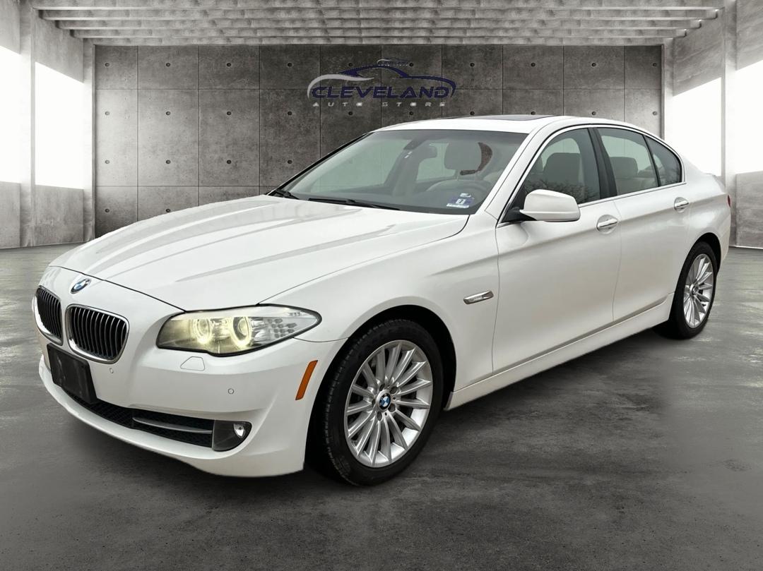 BMW 5-Series  2013
