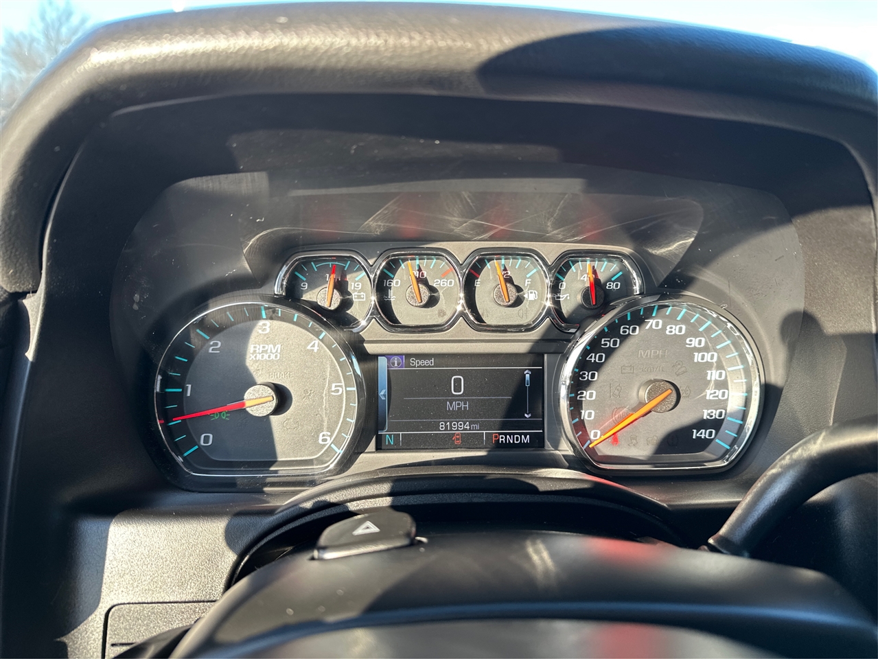 Chevrolet Suburban  2016