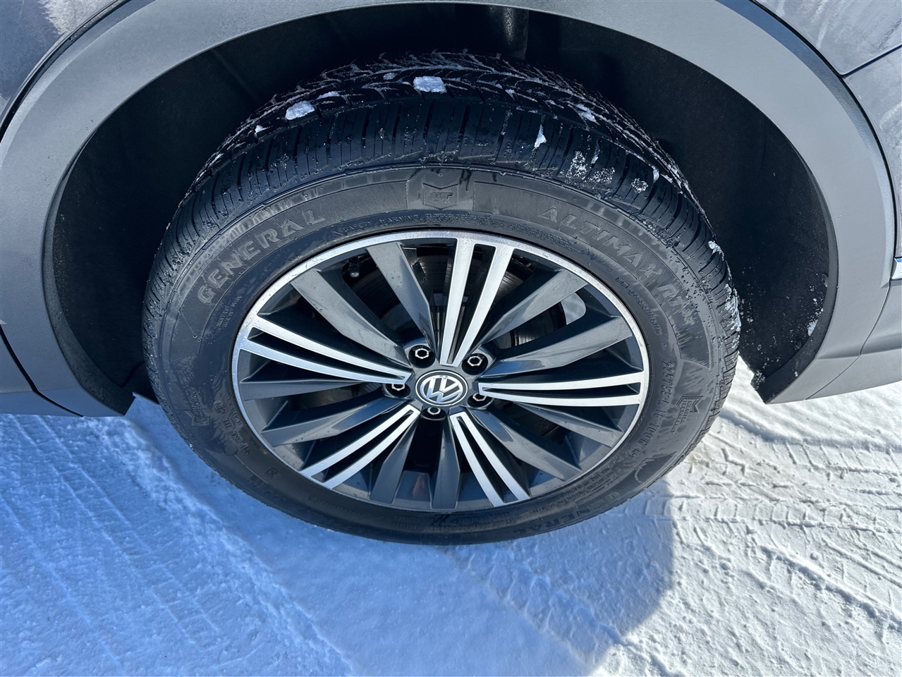 Volkswagen Tiguan  2018