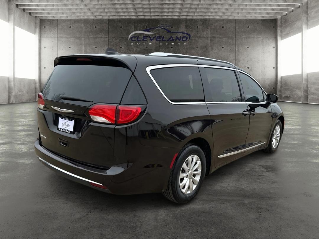 Chrysler Pacifica  2018