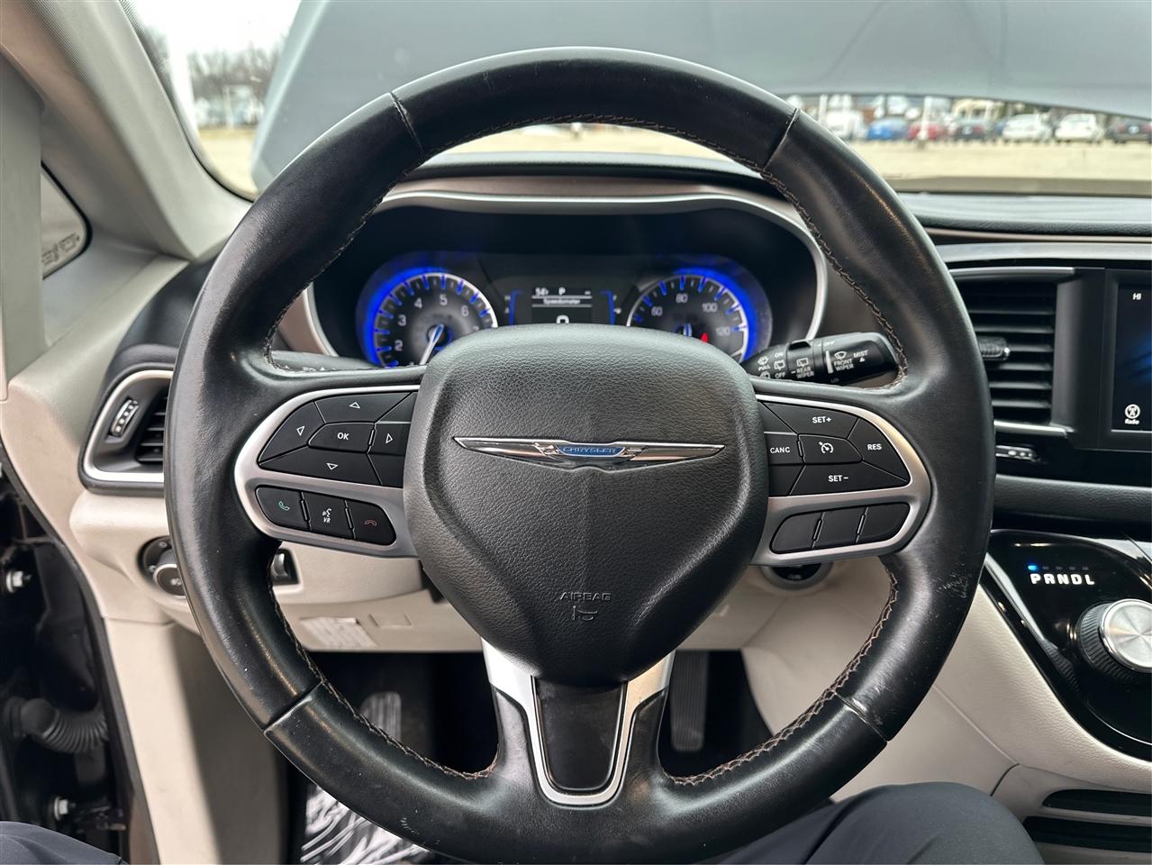 Chrysler Pacifica  2018