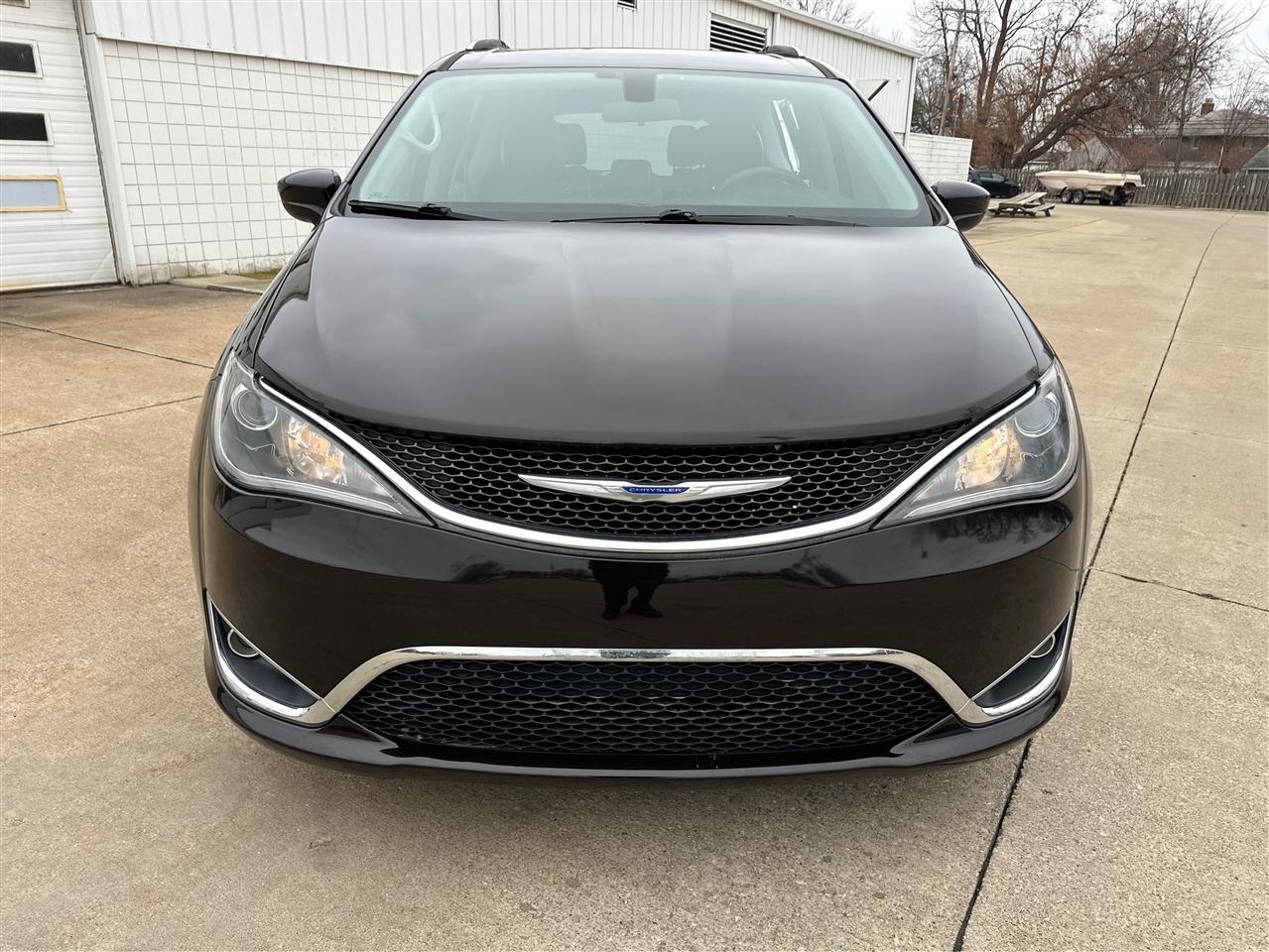 Chrysler Pacifica  2018