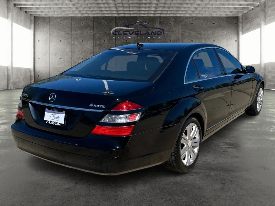 Mercedes-Benz S-Class  2009