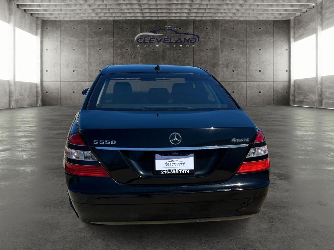 Mercedes-Benz S-Class  2009