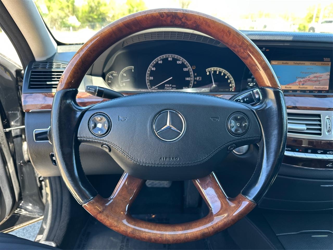 Mercedes-Benz S-Class  2009