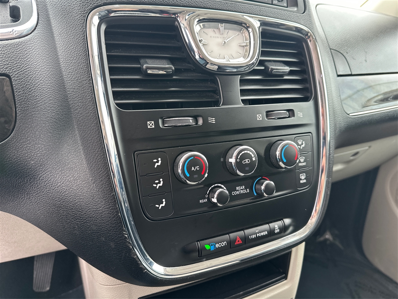 Chrysler Town & Country  2016