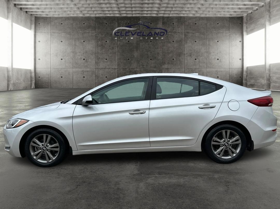 Hyundai Elantra  2018