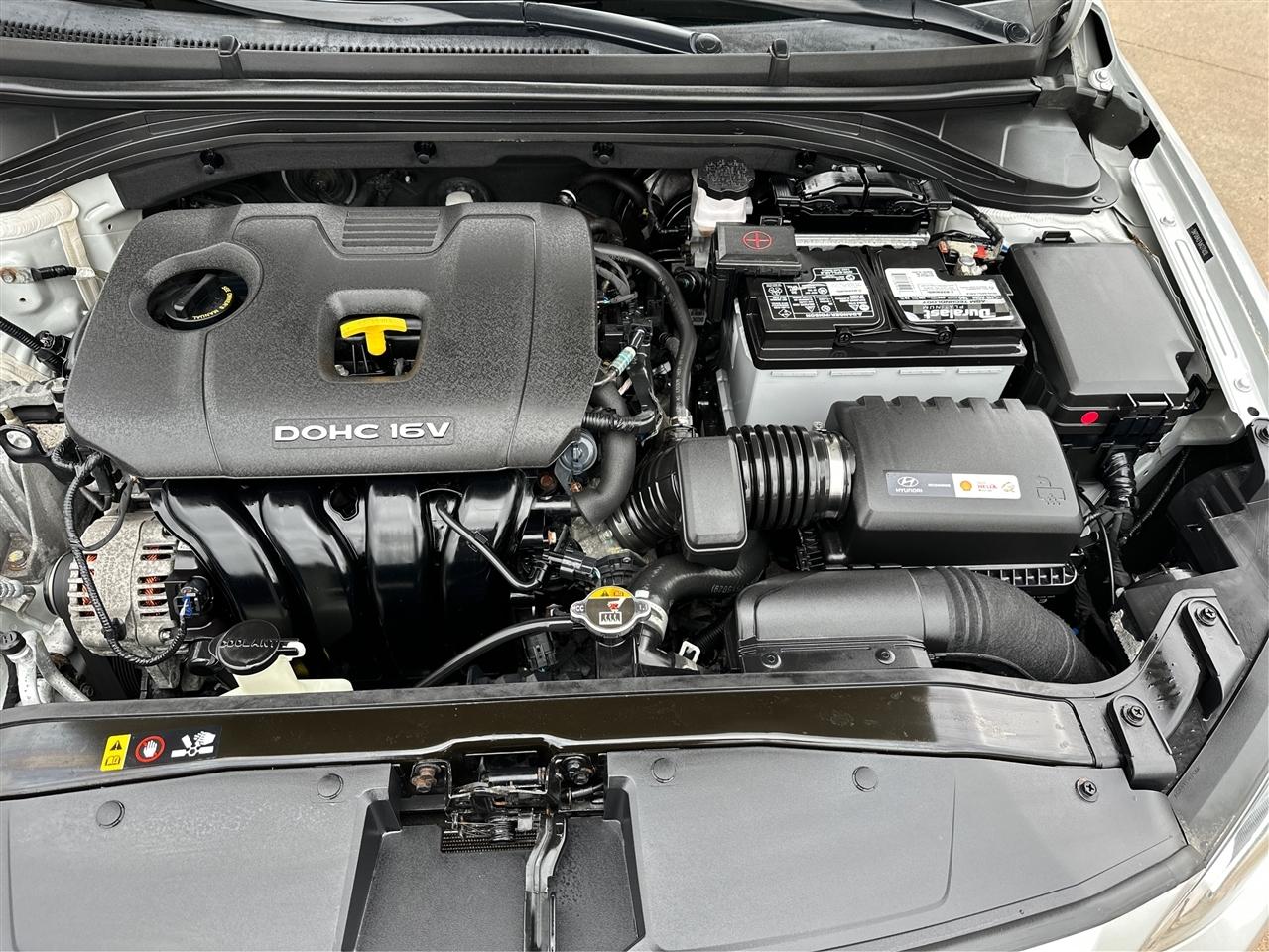 Hyundai Elantra  2018