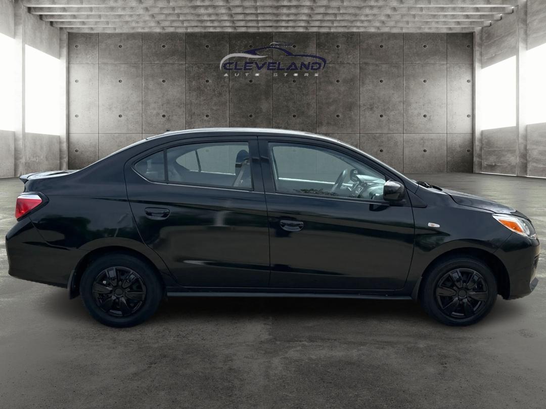 Mitsubishi Mirage G4  2022