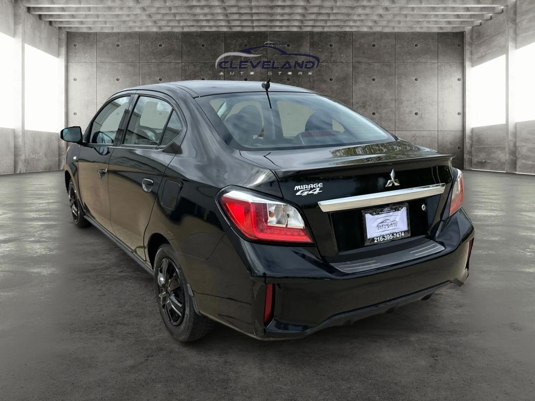 Mitsubishi Mirage G4  2022
