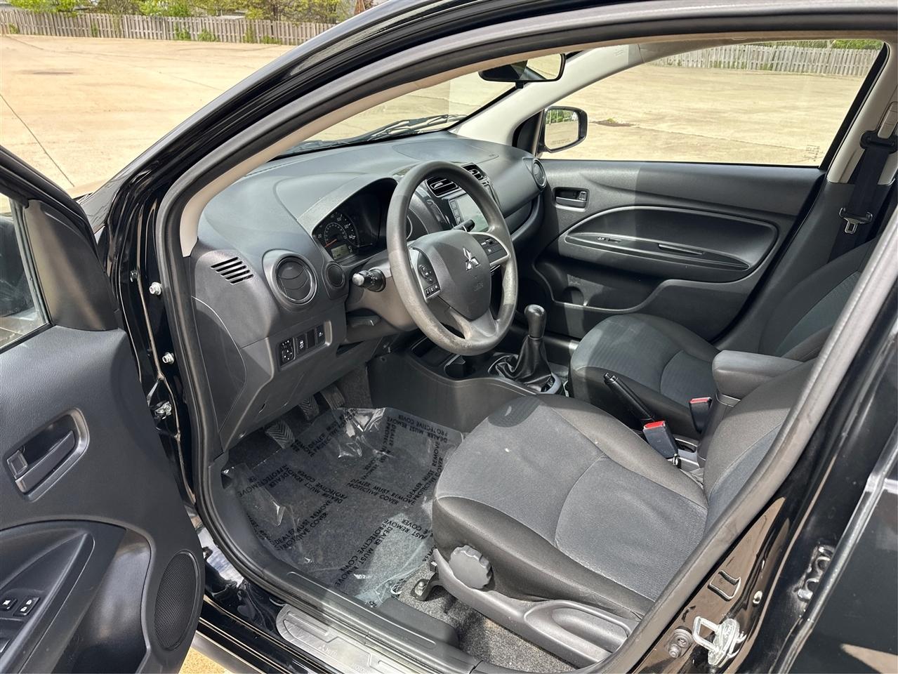 Mitsubishi Mirage G4  2022