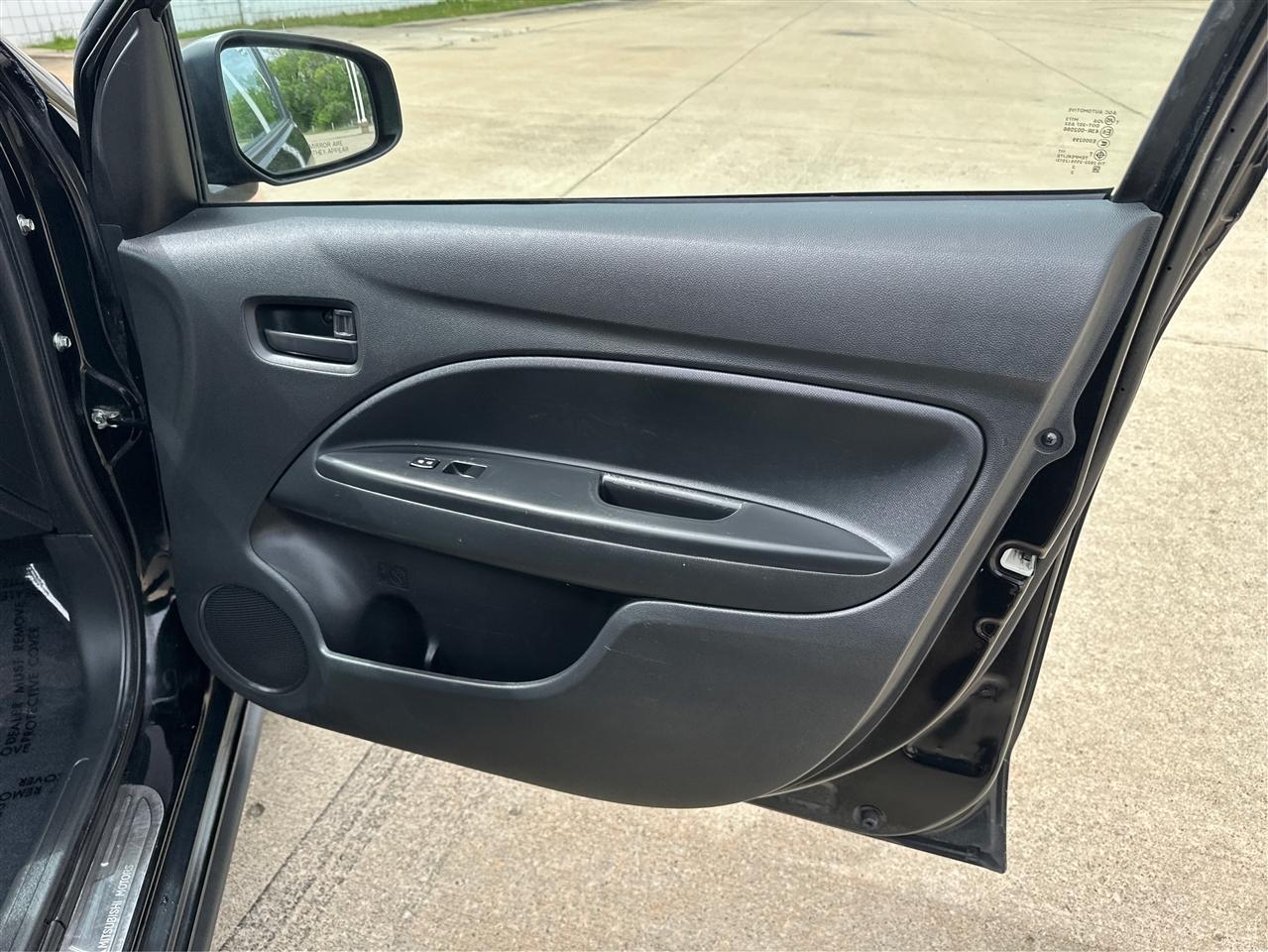 Mitsubishi Mirage G4  2022
