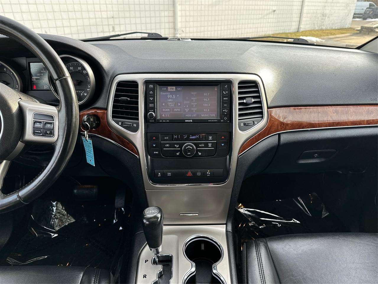 Jeep Grand Cherokee  2011