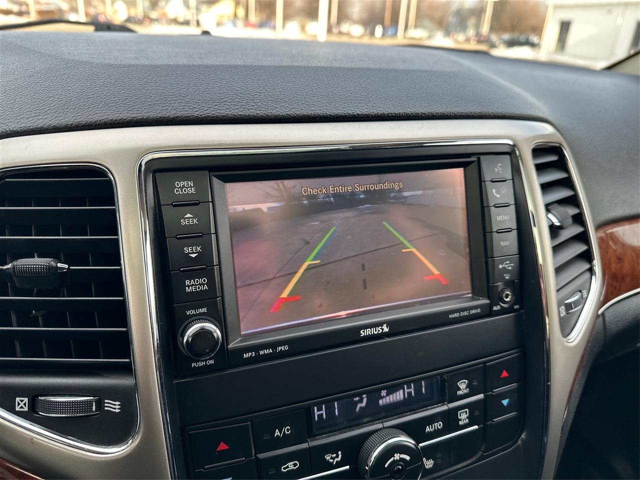 Jeep Grand Cherokee  2011