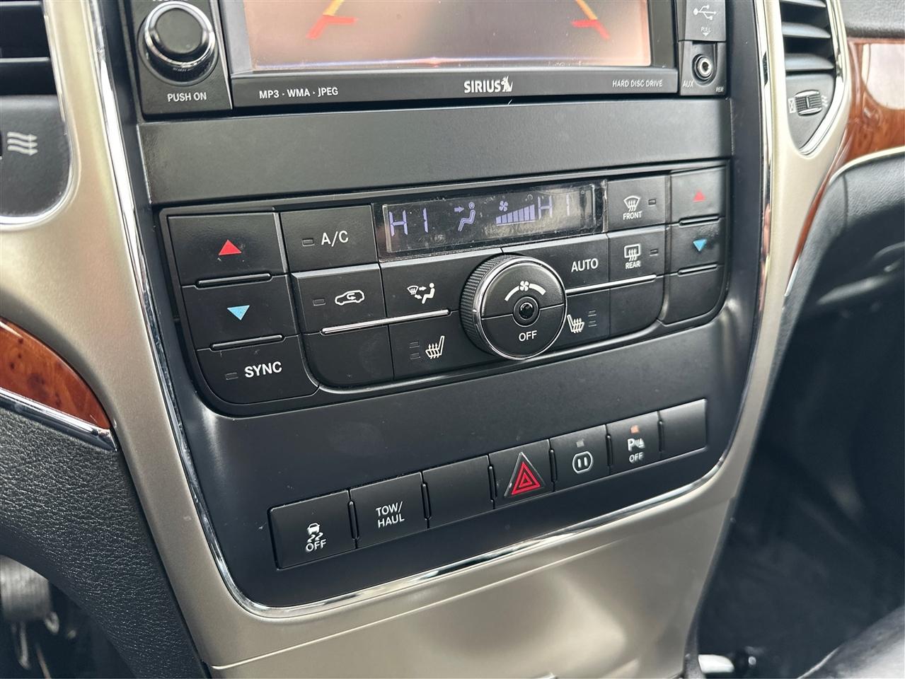 Jeep Grand Cherokee  2011