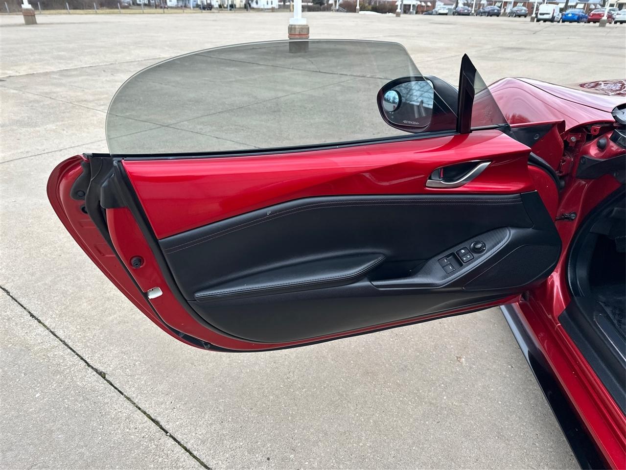 Mazda MX-5 Miata  2016