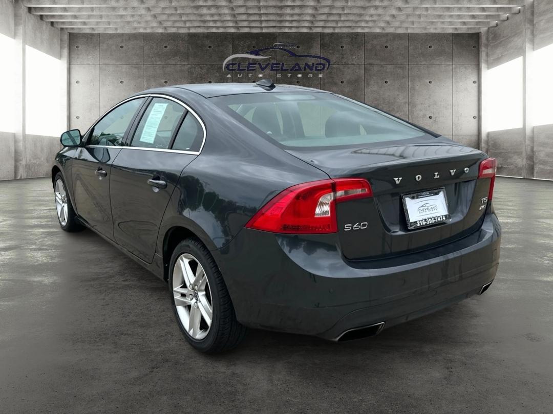 Volvo S60  2015